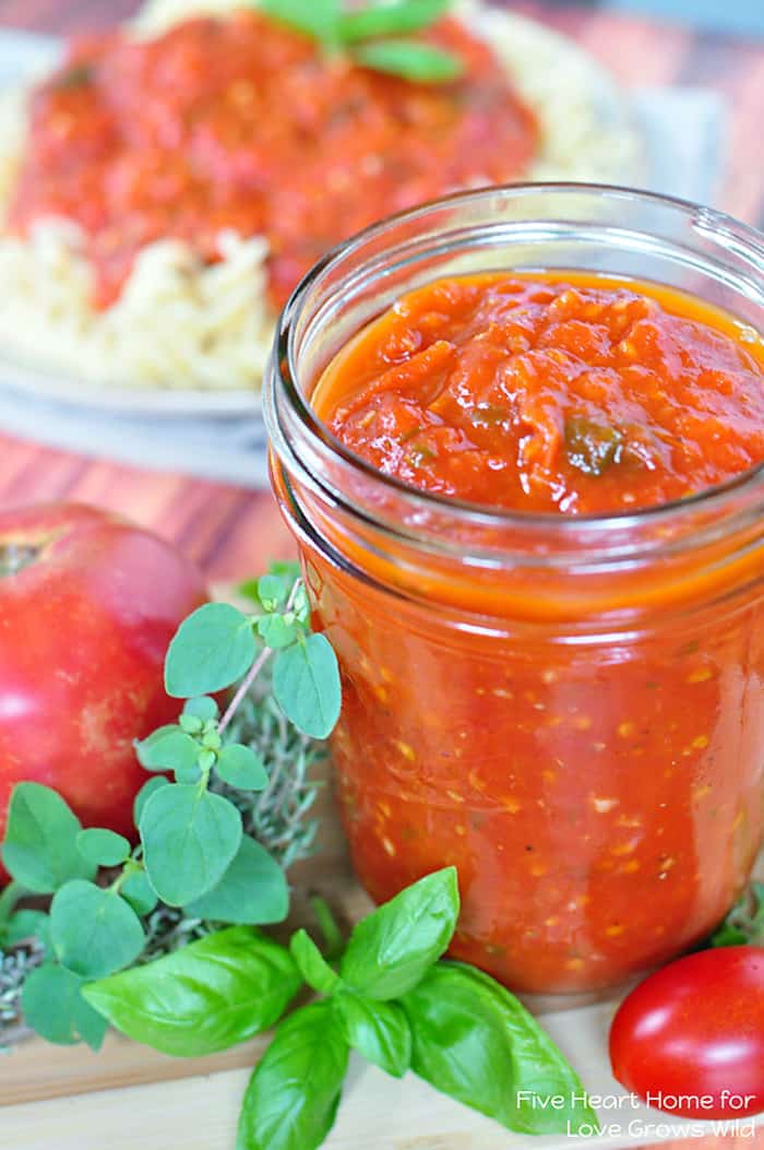 30-Minute Homemade Marinara Sauce ~ made with fresh tomatoes | FiveHeartHome.com for LoveGrowsWild.com