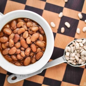 Slow Cooker Ranch Style Beans ~ pinto beans cooked in the crock pot for simple, versatile, delicious ranch beans that are great as a summer side dish with BBQ! | FiveHeartHome.com