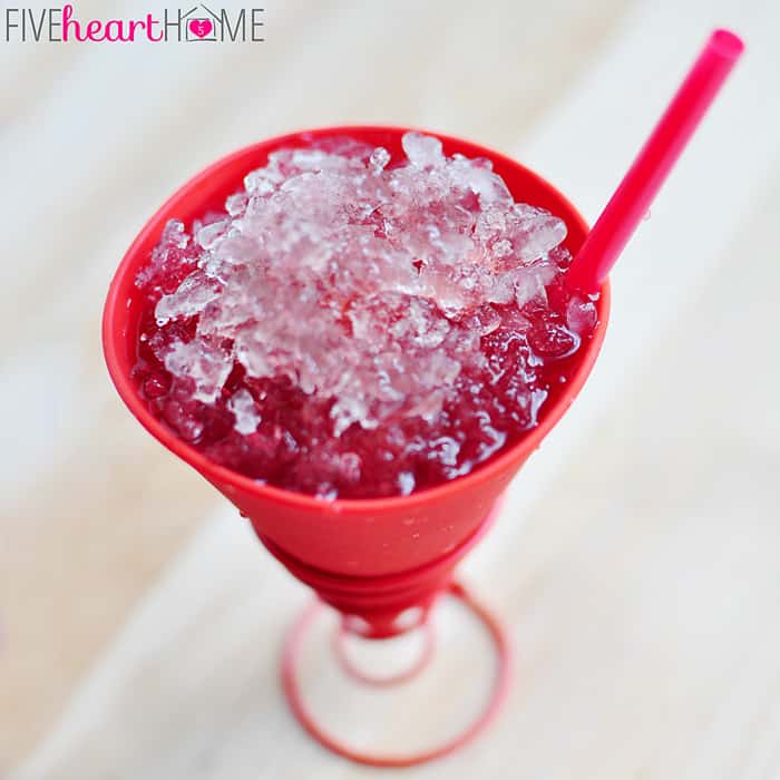 Dye-Free Fruit Juice Snow Cones