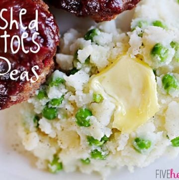 Smashed Potatoes and Peas ~ standard mashed potatoes get a pop of color and flavor from frozen peas | {Five Heart Home}