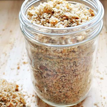 Homemade Italian Breadcrumbs ~ easily make for a fraction of the cost (and without the preservatives and additives) of storebought breadcrumbs | FiveHeartHome.com