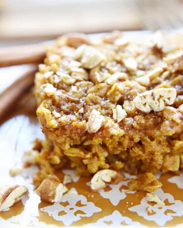 Pumpkin Baked Oatmeal with Maple and Pecans / Dairy-Free ~ warm, filling, wholesome breakfast that can be made ahead and reheated! | FiveHeartHome.com