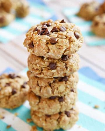 Wholesome Breakfast Cookies ~ packed with oats, nuts, whole wheat flour, coconut oil, and lightly sweetened with honey...perfect for breakfast-on-the-go or an anytime snack! | FiveHeartHome.com