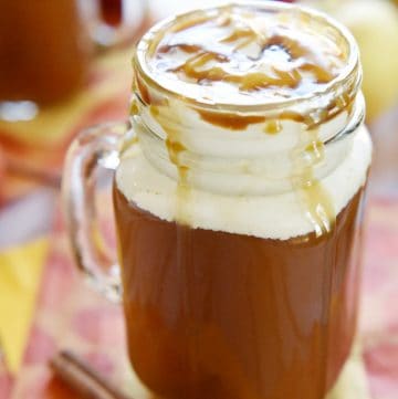 Caramel Apple Cider ~ this copycat of a Starbucks Caramel Apple Spice tastes like warm apple pie topped with vanilla ice cream...in a mug! | FiveHeartHome.com | #Starbucks #copycat #recipe #applecider