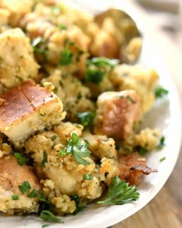 Cornbread Stuffing with Garlic and Herbs.