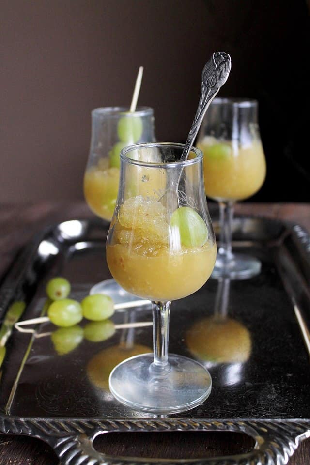 50+ Recipes for a Rockin’ New Year’s Eve {Cocktails, Mocktails ...
