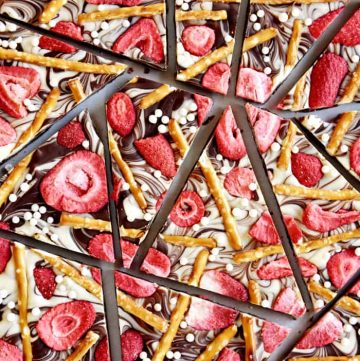 Strawberry Pretzel Chocolate Swirl Bark ~ semi-sweet and white chocolate, salty pretzels, tart strawberries, and festive sprinkles combine in this fun and tasty homemade candy! | FiveHeartHome.com
