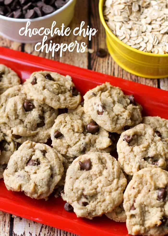 Chocolate Chip Chippers ~ cute, mini cookies loaded with oats and chocolate chips...a yummy copycat of the popular treat from Paradise Bakery! | LilLuna.com for FiveHeartHome.com