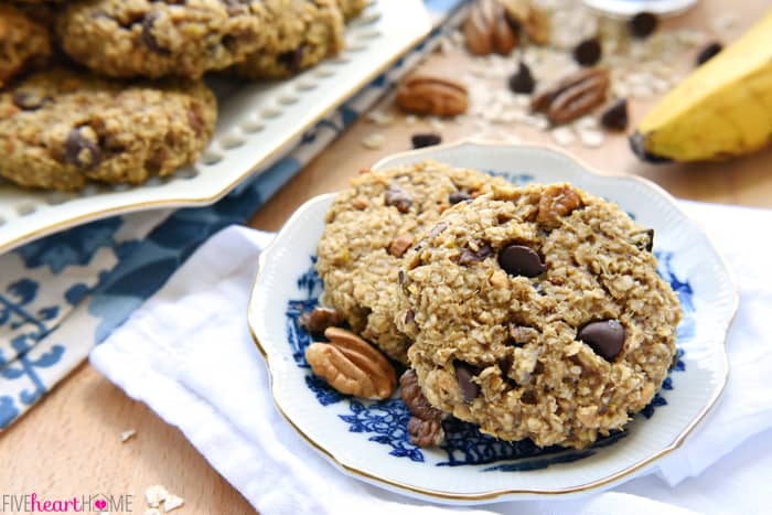 Banana Breakfast Cookies (sweetened with honey and banana) 