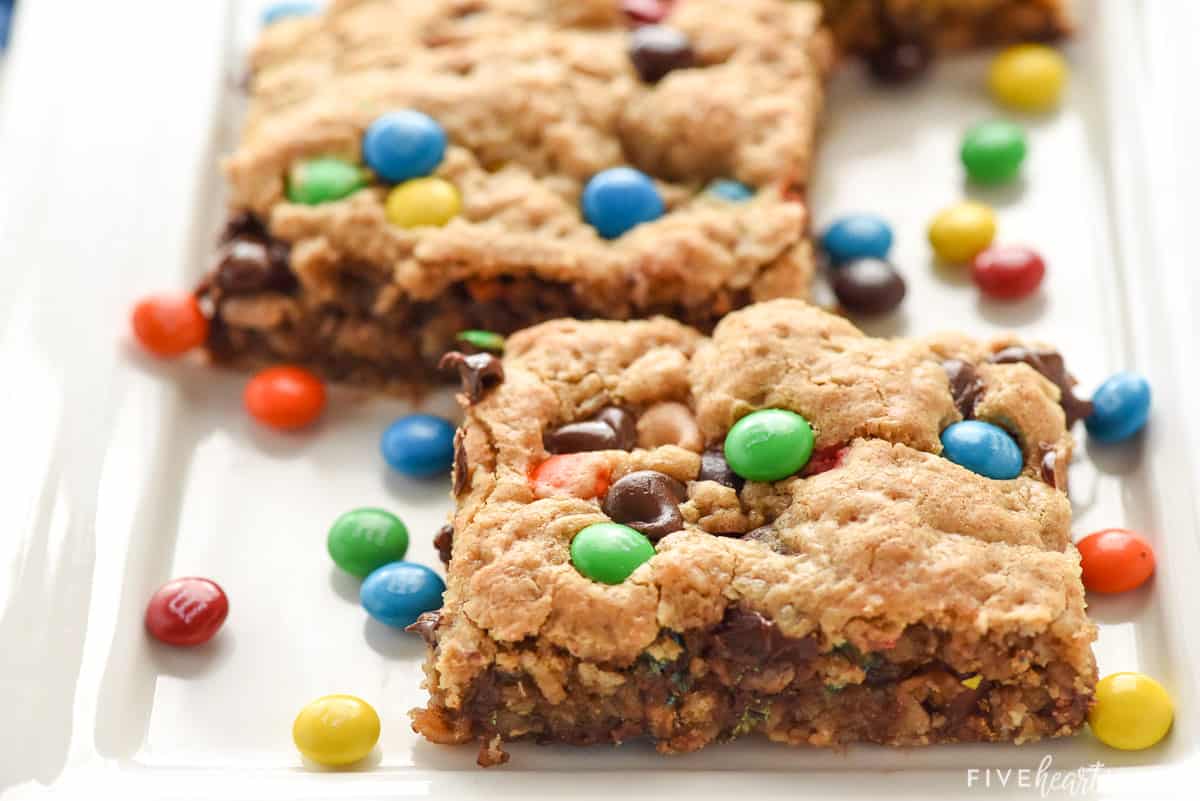 Monster Cookie Bars [www.fivehearthome.com]