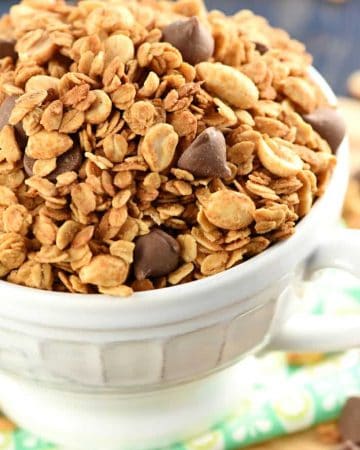 5-Ingredient Peanut Butter Granola ~ a quick and easy recipe that makes a wholesome, yummy breakfast, snack, or even dessert (dressed up with a handful of chocolate chips)! | FiveHeartHome.com