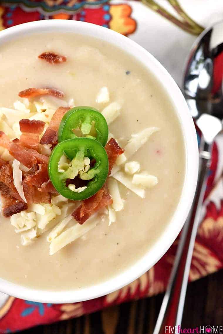 Slow Cooker Cauliflower Soup