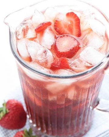 Strawberry Iced Tea ~ made with sweet, fresh, strawberry simple syrup for a refreshing summer drink! | FiveHeartHome.com