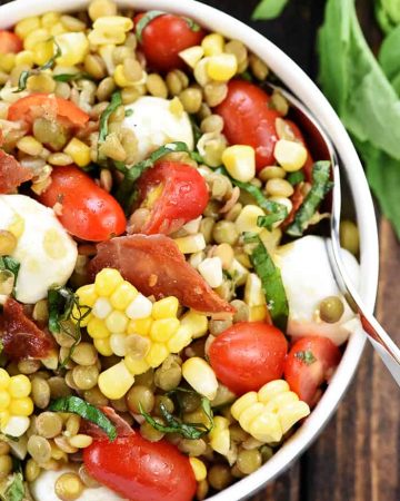 Summer Lentil Salad ~ loaded with protein-packed lentils, roasted corn, juicy tomatoes, creamy mozzarella, fresh basil, and crispy prosciutto for a healthy, vibrant main dish or a versatile side! | FiveHeartHome.com