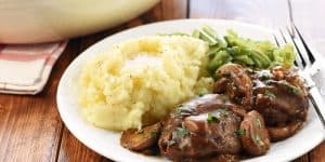 Easy Beef Patties with Mushroom Gravy