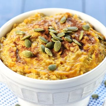 Quick & Easy Pumpkin Oatmeal ~ a healthy, yummy fall breakfast recipe loaded with pumpkin, almond butter, chia seeds, and cinnamon & spices, sweetened with a touch of maple syrup, and topped with roasted pumpkin seeds! | FiveHeartHome.com