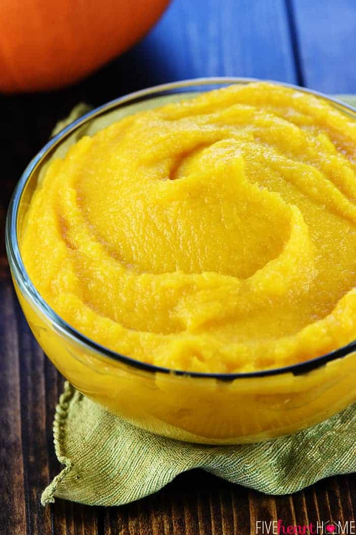 Homemade Pumpkin Puree in a bowl.