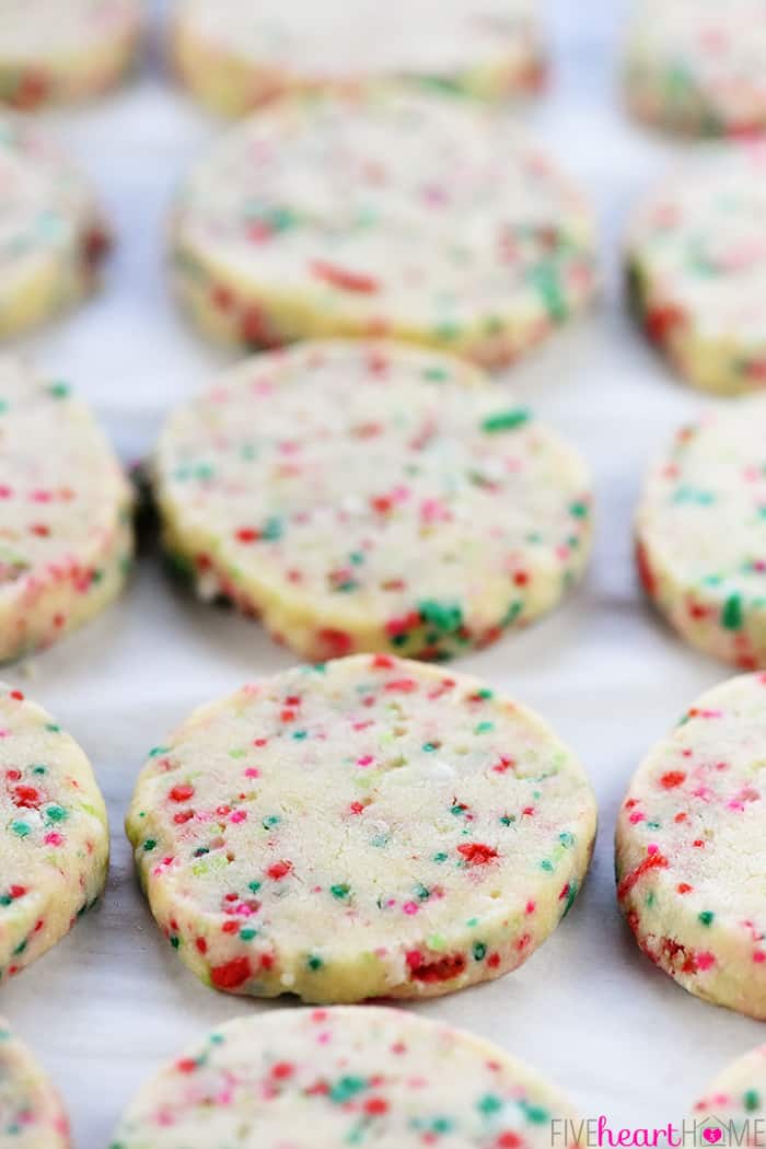 EASY Shortbread Christmas Cookies ~ SO YUMMY! • FIVEheartHOME