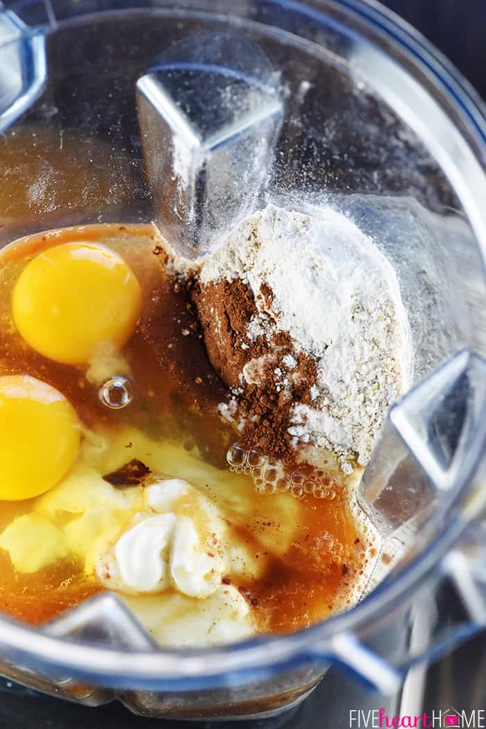 Ingredients for Applesauce Muffins in blender.