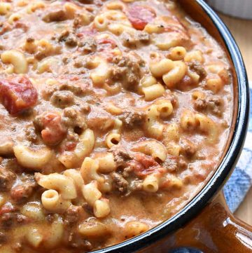 Homemade Cheeseburger Macaroni ~a creamy, flavorful, all-natural, copycat of the Hamburger Helper classic, with an easy, from-scratch cheese sauce that puts it over the top! | FiveHeartHome.com