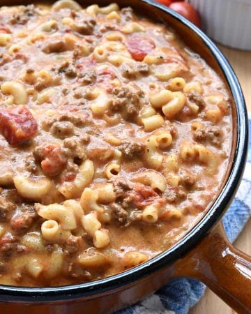 Homemade Cheeseburger Macaroni ~a creamy, flavorful, all-natural, copycat of the Hamburger Helper classic, with an easy, from-scratch cheese sauce that puts it over the top! | FiveHeartHome.com