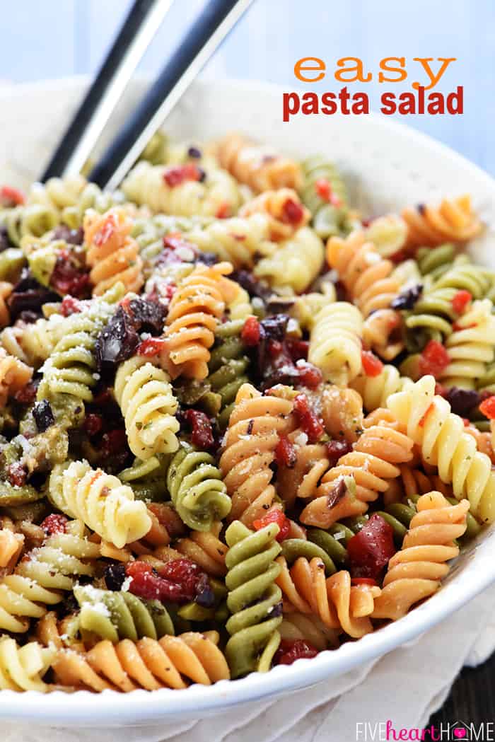 Easy Pasta Salad with text overlay.