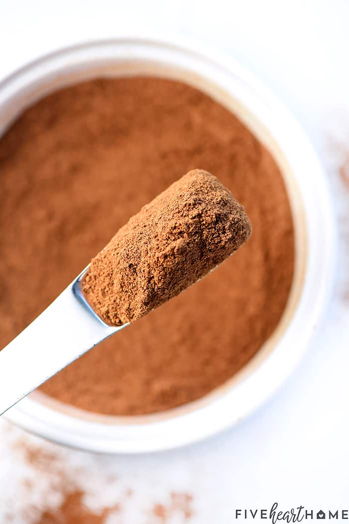 Pumpkin Pie Spice ~ a homemade spice blend that can be made in bulk and tweaked to your liking, perfect for flavoring all of your favorite fall treats! | FiveHeartHome.com Homemade Pumpkin Pie Spice Recipe