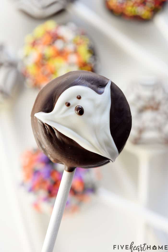 Finished Ghost Oreo Pop