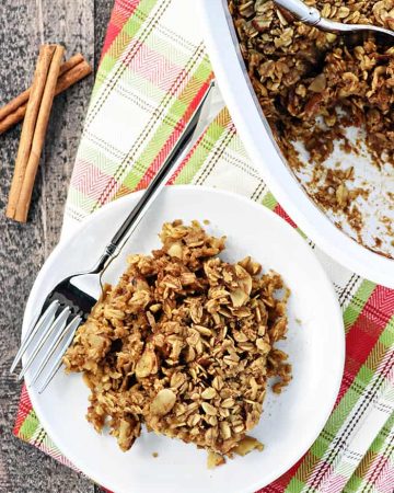 Gingerbread Baked Oatmeal ~ a wholesome, delicious, and easy to make recipe, with warm cozy spices that make it an ideal holiday or winter breakfast! | FiveHeartHome.com
