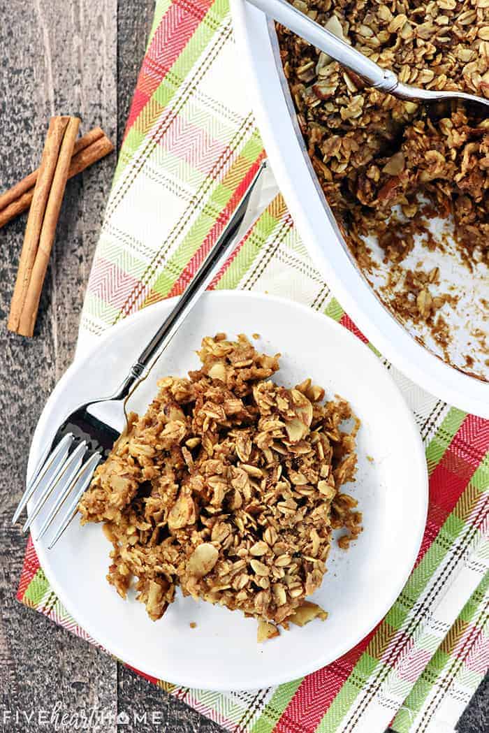 Gingerbread Baked Oatmeal