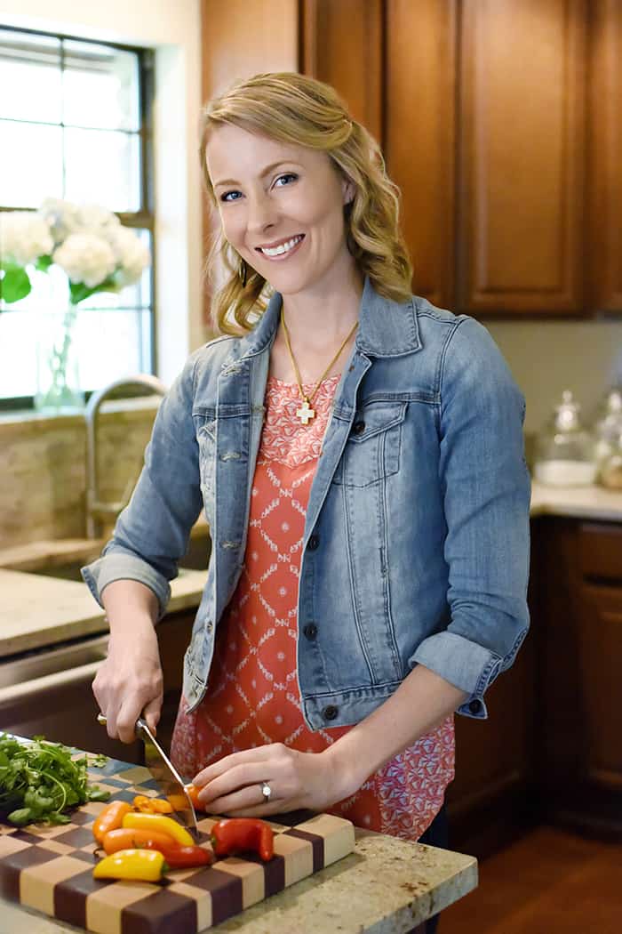 Samantha shares her Secrets to Weeknight Dinner Success with this series of dinner recipes, tips, and ideas.