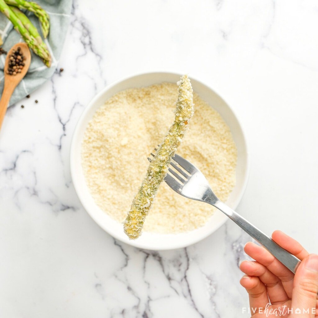 Panko asparagus on fork.