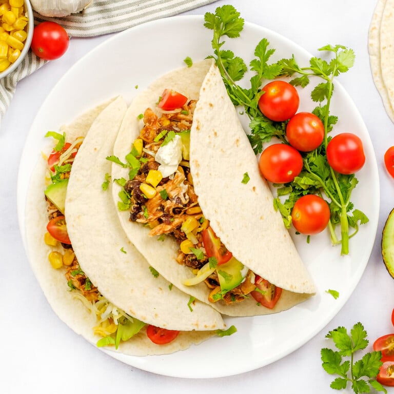 Crockpot Shredded Chicken Tacos