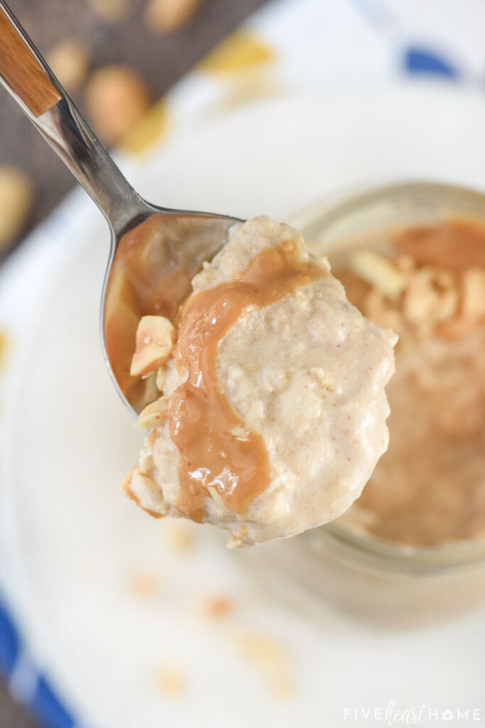 Spoonful of Peanut Butter Overnight Oats.