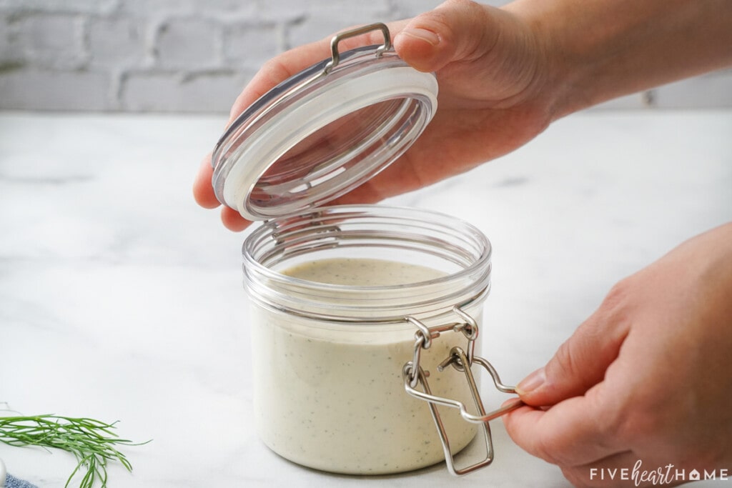 Closing lid of Feta Dressing.