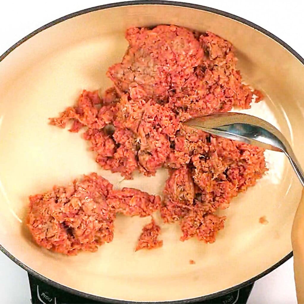 What to make with ground beef in skillet.