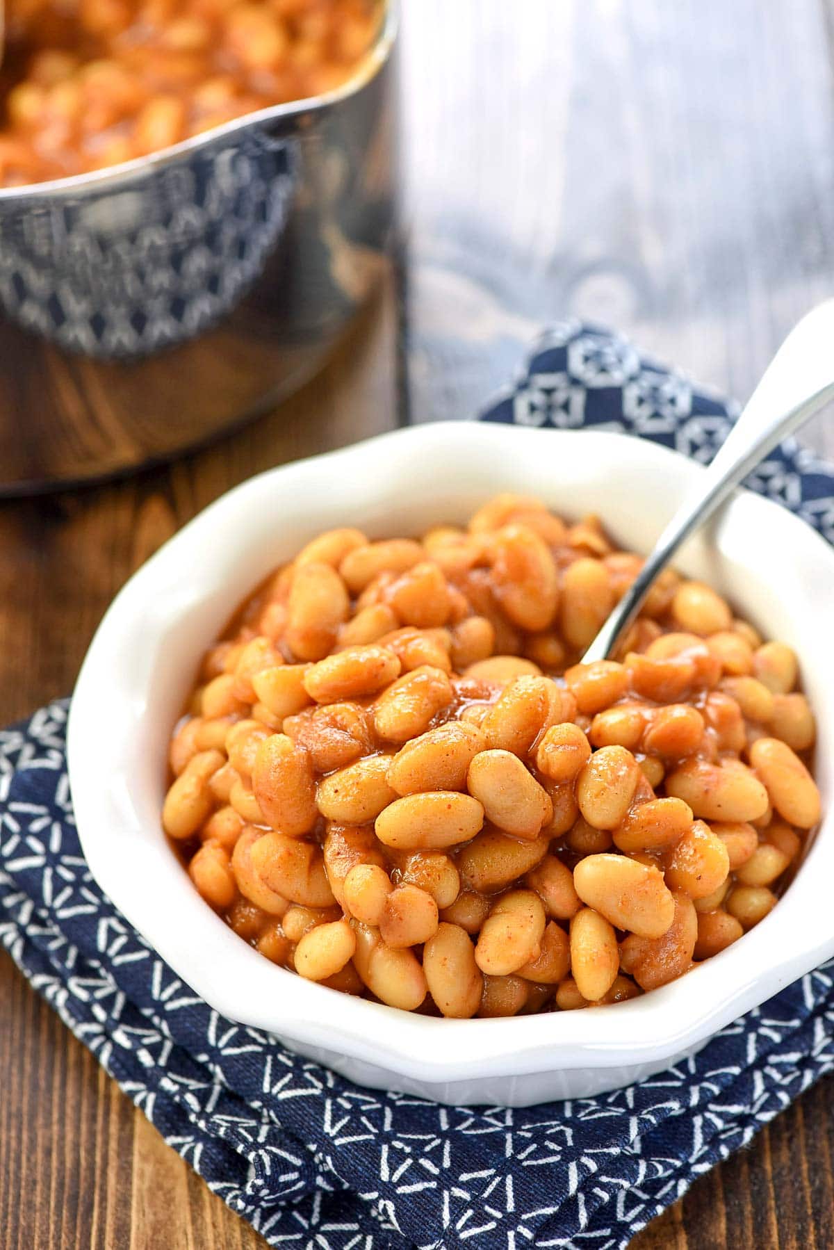 Easy Baked Beans in bowl.