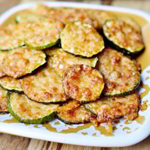 Baked Parmesan Zucchini Rounds on plate.