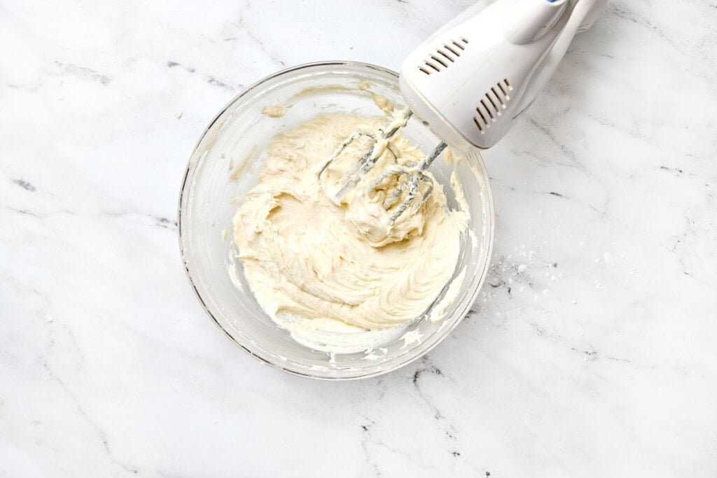 Cream Cheese Frosting for pumpkin bars.
